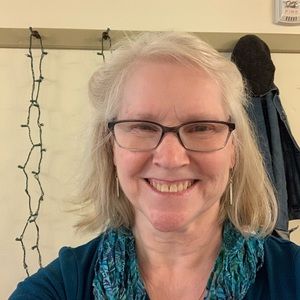 Meet your Posher, Valorie